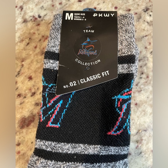 NWT Miami Marlins Team Socks - Picture 4 of 4